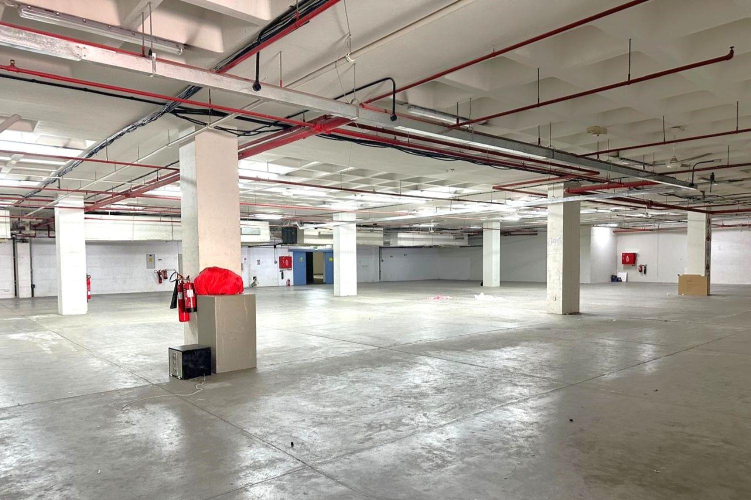 Retail for rent in Makeen Al Khabisi Warehouse Complex at 6,500,000 AED per year