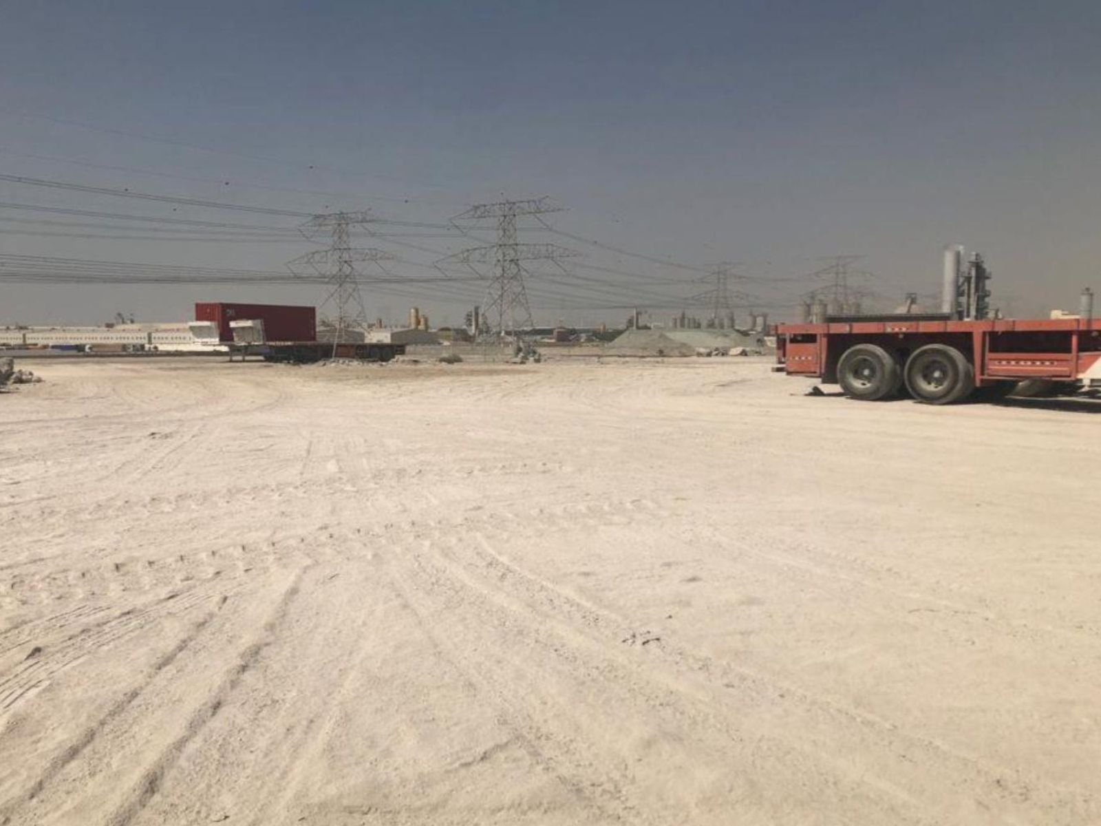 Land for rent in Land In Jebel Ali Industrial 1 at 575,000 AED per year