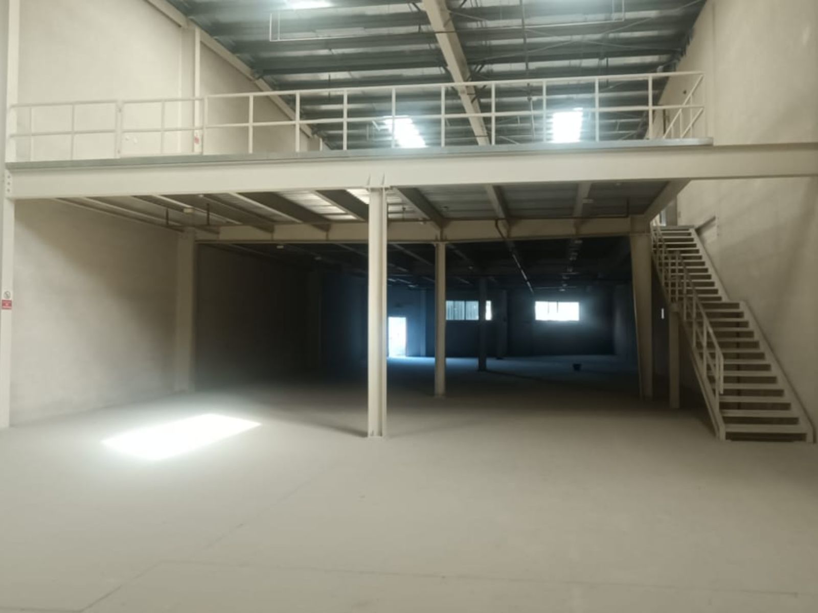 Warehouse for rent in Phase 1 at 543,465 AED per year