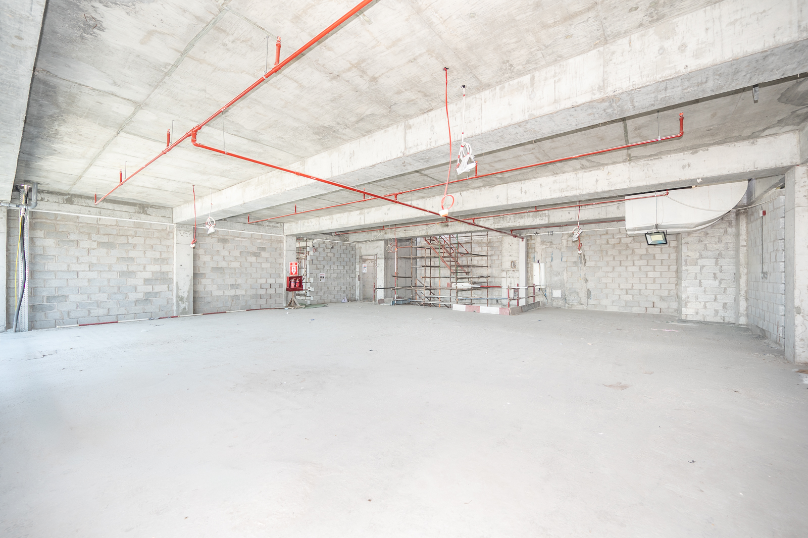 https://storage.engageplatform.ai/crc/properties/images/EP-1640872/LqX6AFsxzb3Vhzxp3Uzo8zDzre6yu91qfK48REsU.jpg