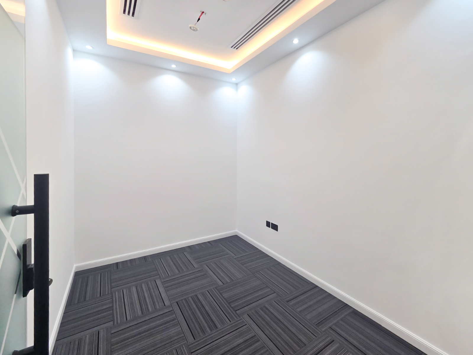https://storage.engageplatform.ai/crc/properties/images/EP-1640950/k5DU9djXSzKpAU5kuSvDK9RL0CZXaMU8eZffIAry.jpg