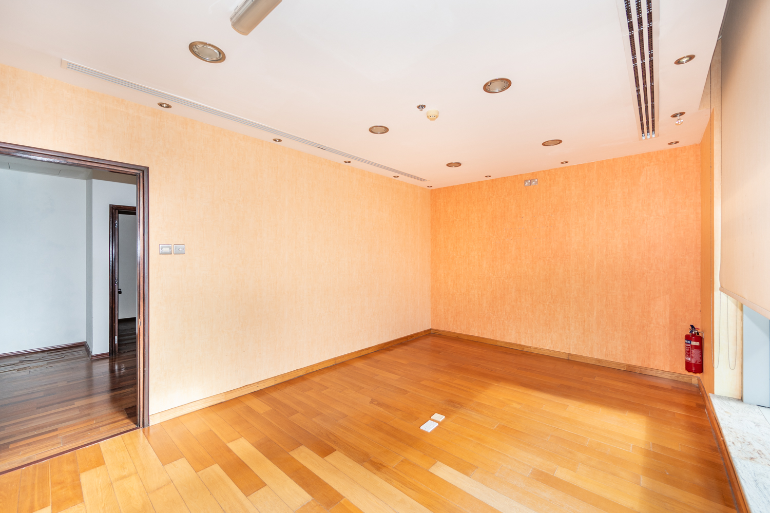 https://storage.engageplatform.ai/crc/properties/images/EP-1642290/UI1ndr9BExJxeXGuMsZlJpSNg6TiobG0D5TyHW6D.jpg