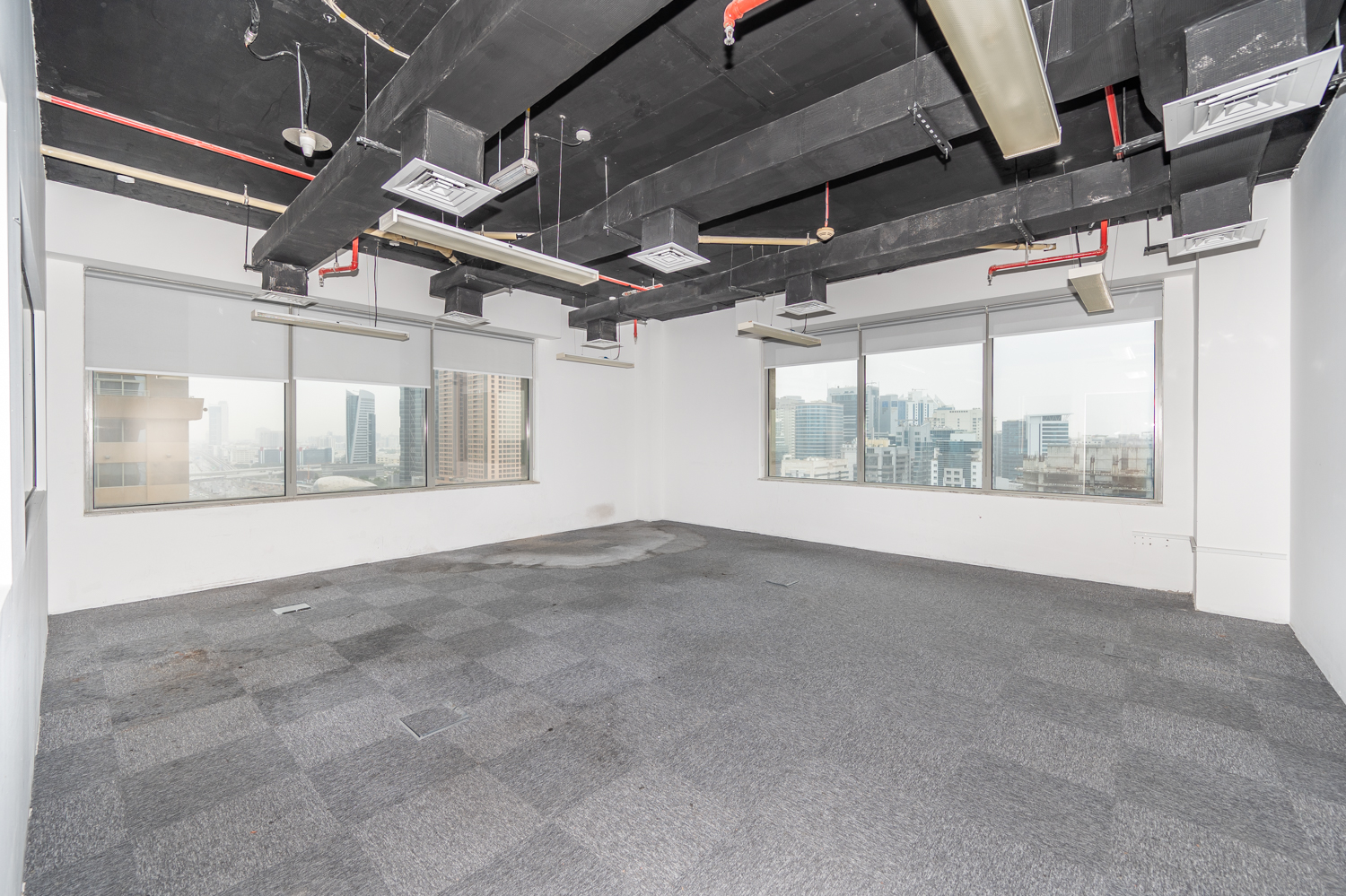 Fitted Office | Chiller Free | 2 Parking Space