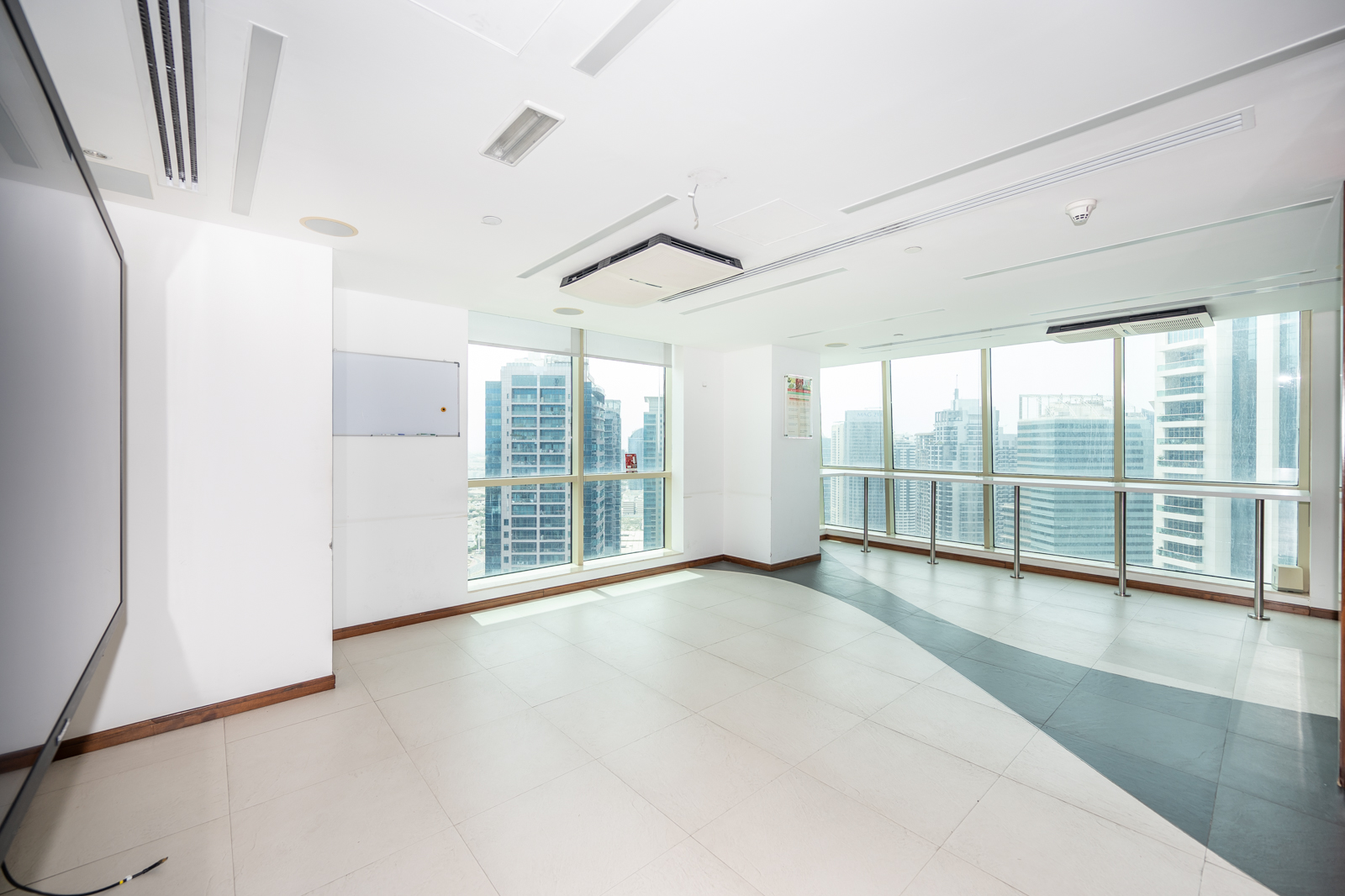 Office for rent in Jumeirah Bay X2 at 1,228,500 AED per year