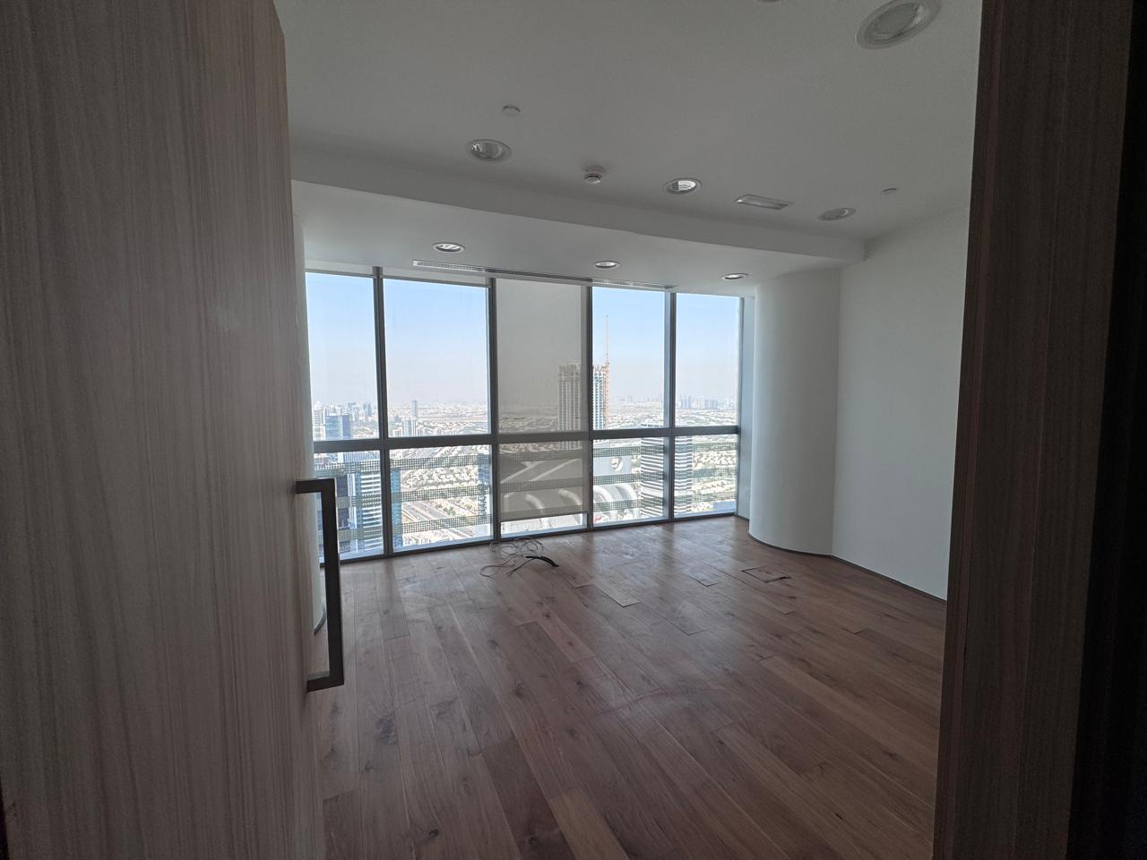 Office for rent in Almas Tower at 350,000 AED per year