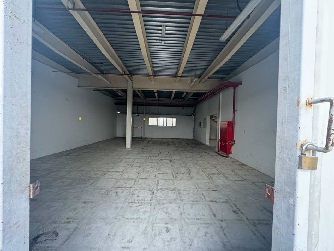 https://storage.engageplatform.ai/crc/properties/images/EP-1642502/528dxhqg8YwQBaPoCBQPMEgw53ENaCIJvdZjGoJM.jpg