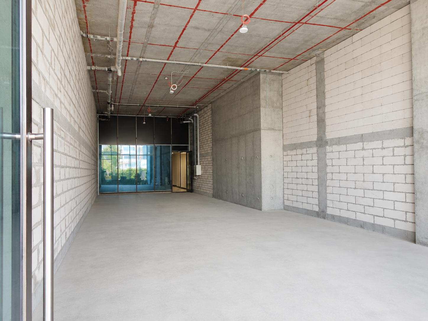 Ideal Cafe Spot | available to rent | DDA License