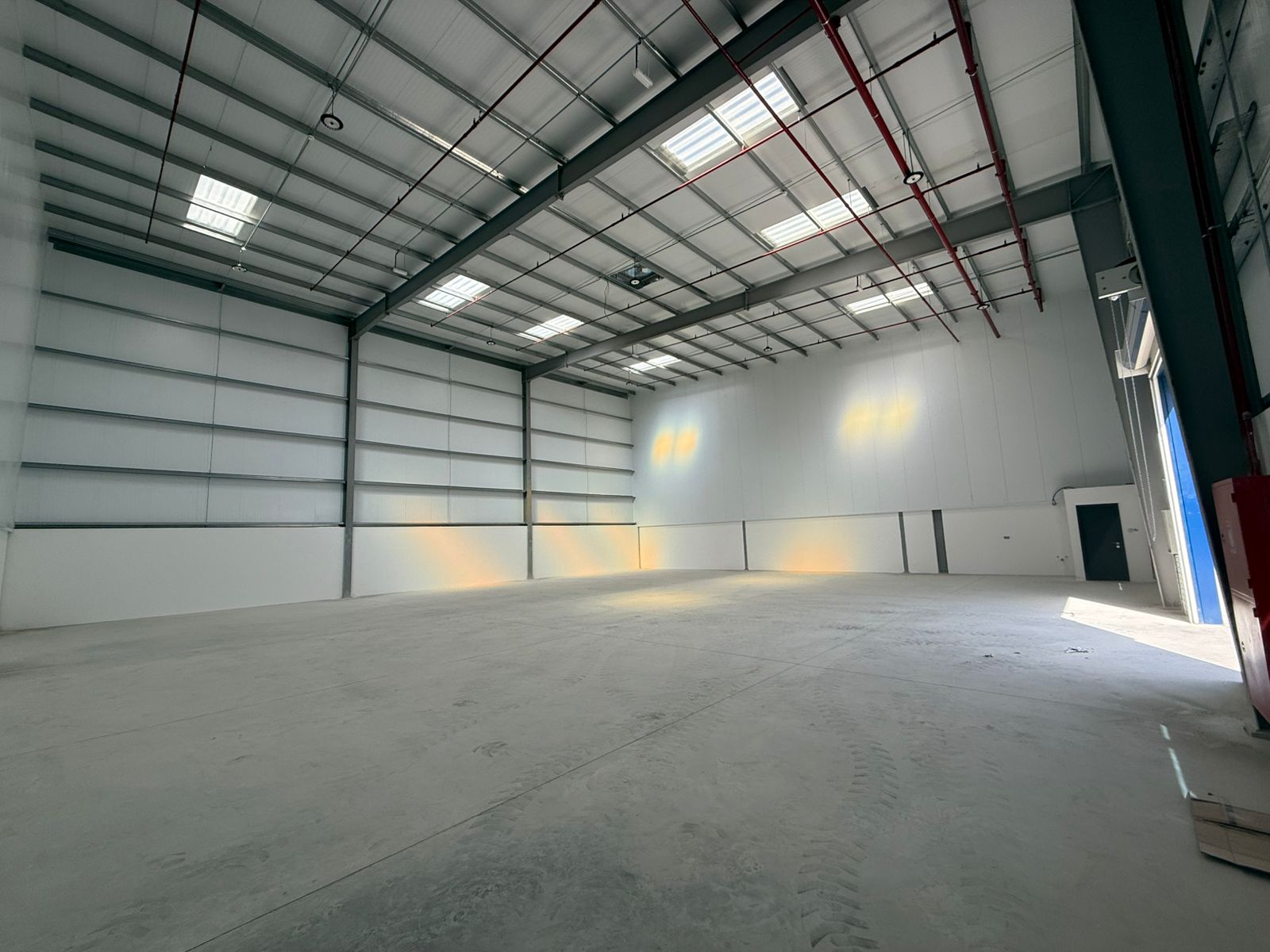 Brand New I 60 KW I 9.5MTR Height I 4905sqft