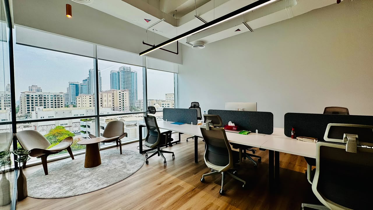 Furnished Office | 2,905 sqft | 4 Parkings