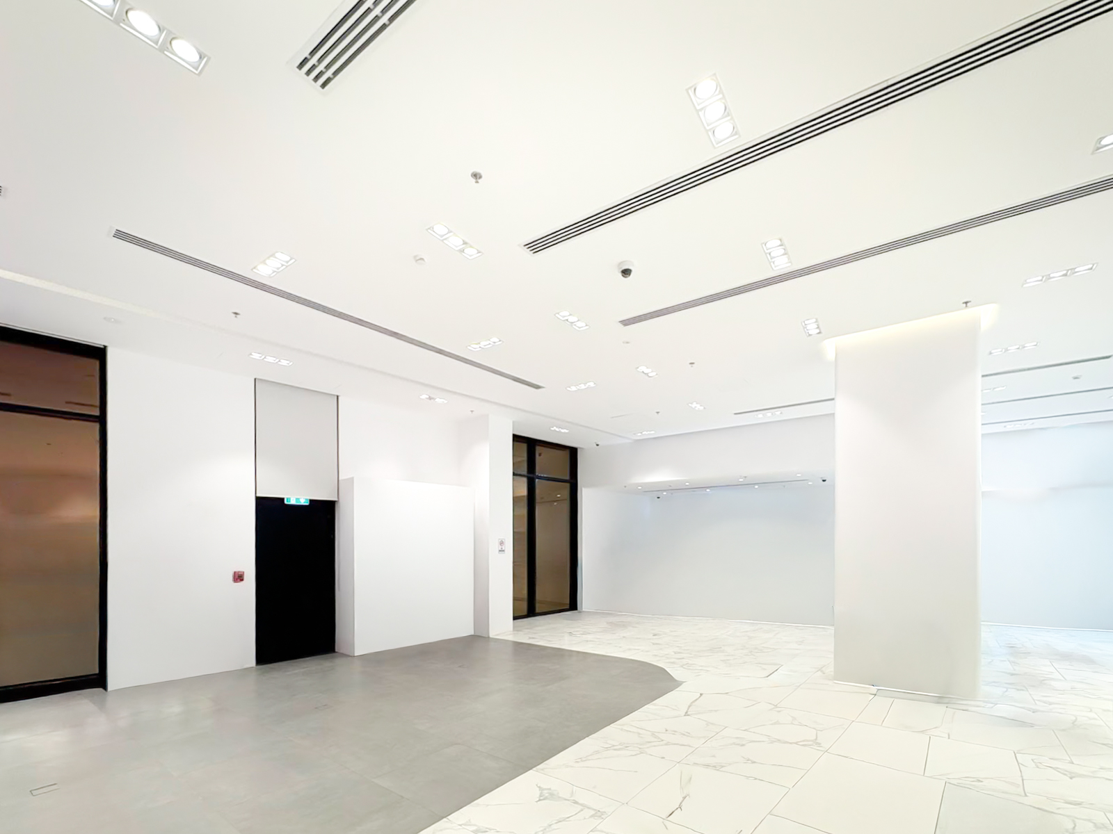 Fitted Retail | 4 Parking bays | DED License