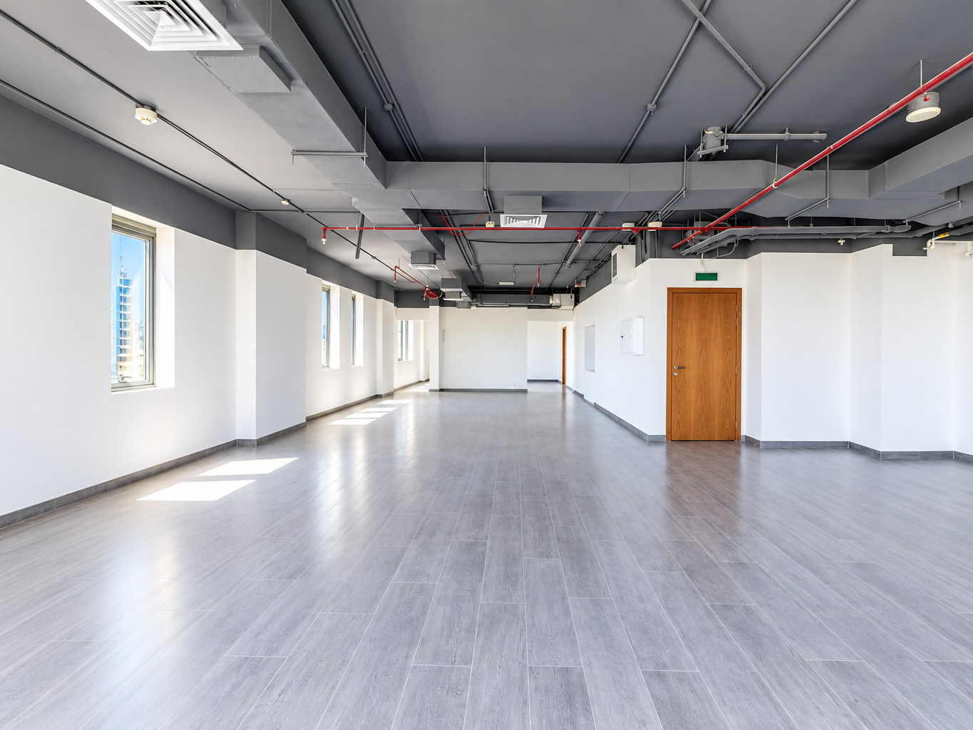 Nice Layout | Fitted | Vacant | Excellent Location