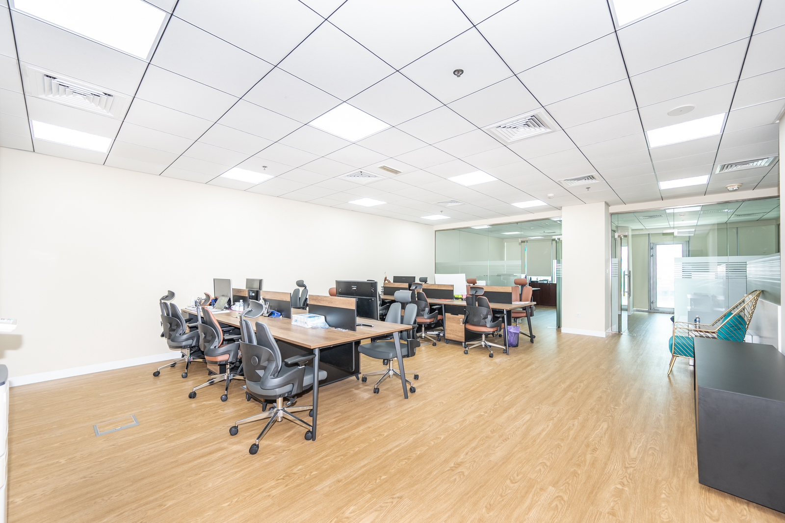 Spacious Office | Near Metro | Vacant On Transfer