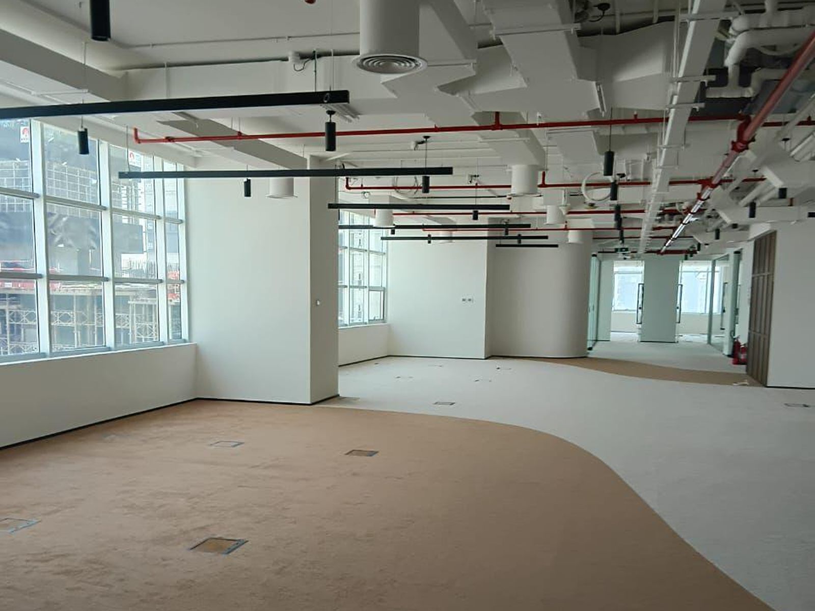 Renovated Partitioned Office | Low Floor | Vacant