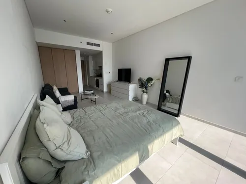  Apartment in Marquise Square Tower