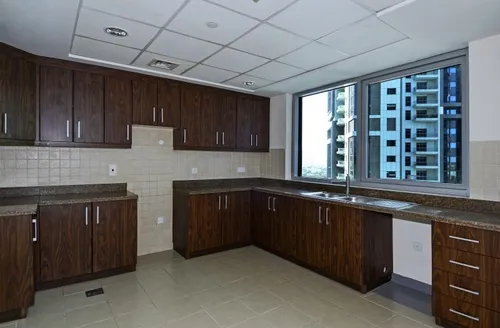 2 Bedrooms Apartment in Executive Tower C
