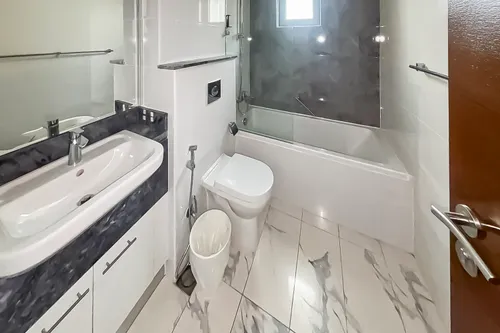 2 Bedrooms Apartment in Amna