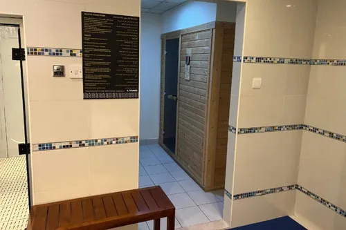  Apartment in Park Central