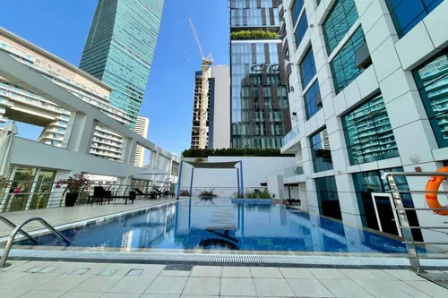  Apartment in Park Central