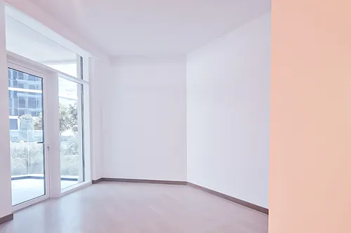  Apartment in Urban Oasis