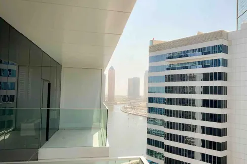 Apartment in Marquise Square Tower