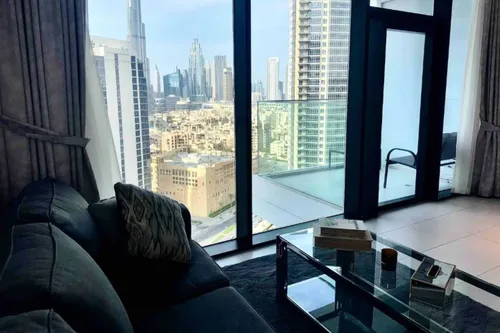 Apartment in Marquise Square Tower