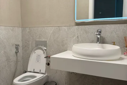 2 Bedrooms Apartment in The Residences at Business Central