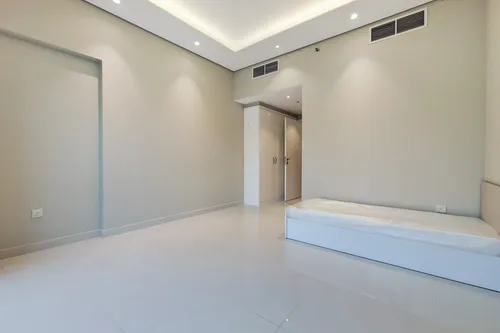2 Bedrooms Apartment in The Residences at Business Central