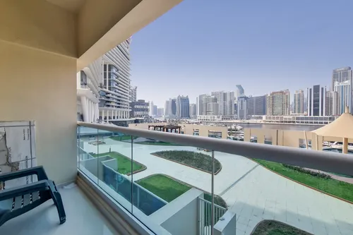 2 Bedrooms Apartment in The Residences at Business Central
