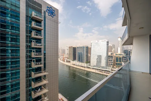 1 Bedroom Apartment in Waves Tower