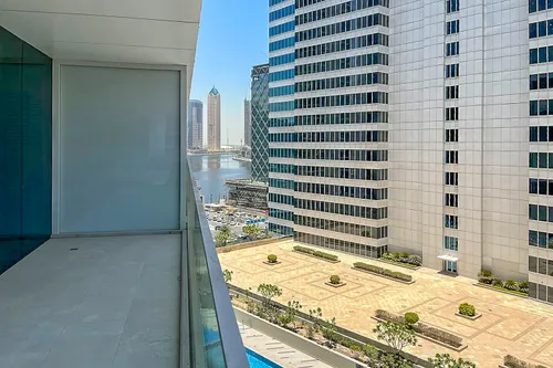 1 Bedroom Apartment in Marquise Square Tower