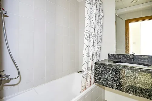1 Bedroom Apartment in Mayfair Tower