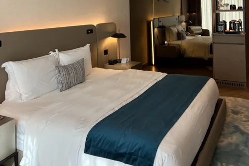  Hotel Apartment in Paramount Tower Hotel & Residences