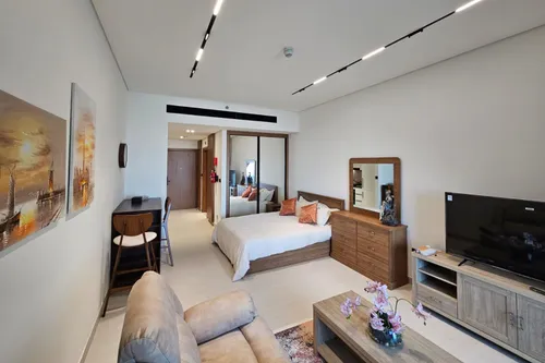 Brand New I Canal View | Private Jacuzzi