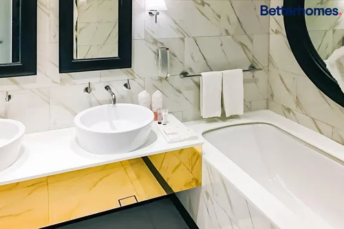2 Bedrooms Apartment in Millennium Atria Business Bay