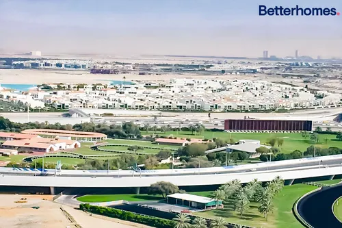 2 Bedrooms Apartment in Millennium Atria Business Bay