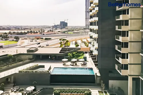 2 Bedrooms Apartment in Millennium Atria Business Bay