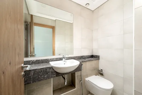 1 Bedroom Apartment in The Bay