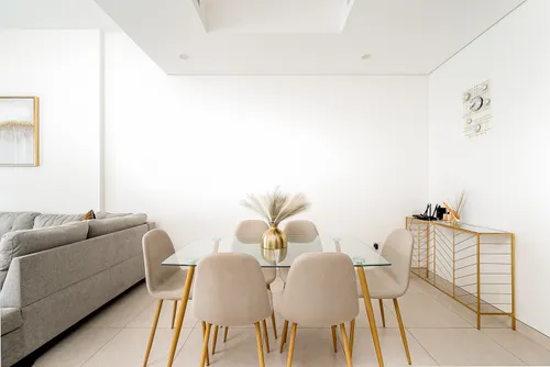 1 Bedroom Apartment in The Bay
