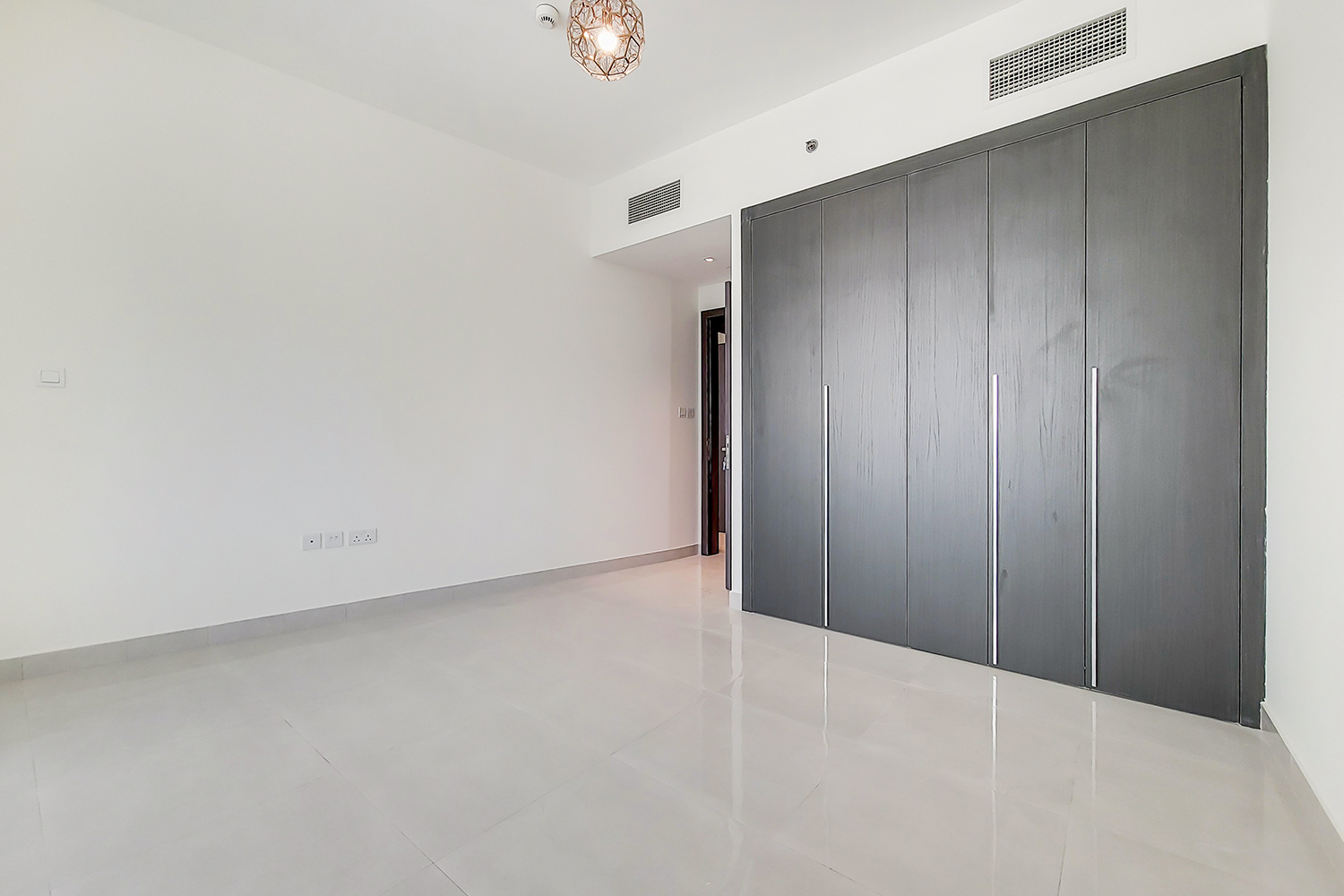 3 Bedrooms Apartment in AG Tower