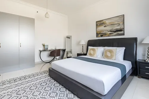 2 Bedrooms Apartment in The Residences at Business Central