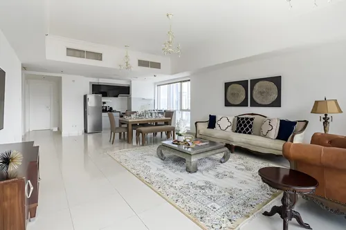 2 Bedrooms Apartment in The Residences at Business Central