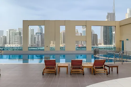 2 Bedrooms Apartment in The Residences at Business Central