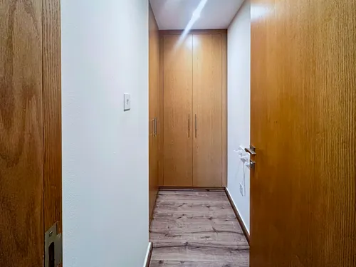  Apartment in Bay Square Building 9