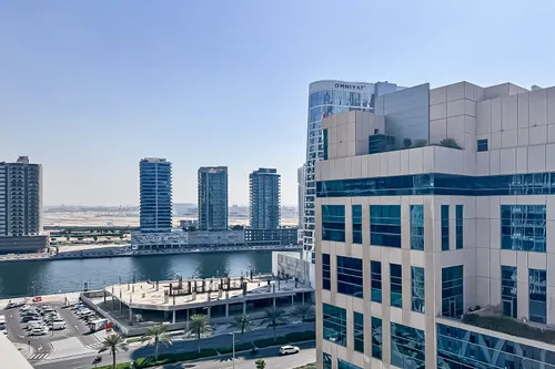 2 Bedrooms Apartment in Damac Majestine