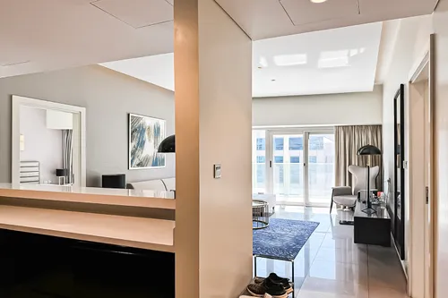 2 Bedrooms Apartment in Damac Majestine