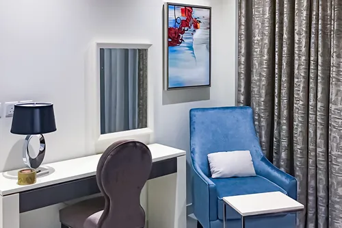 1 Bedroom Apartment in Bay's Edge