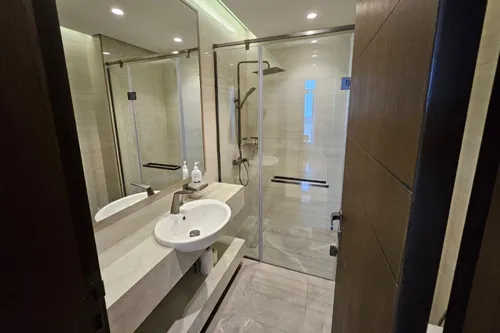 2 Bedrooms Apartment in Nobles Tower