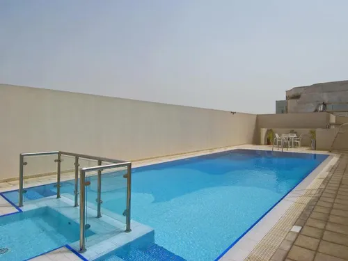 1 Bedroom Apartment in Mayfair Tower