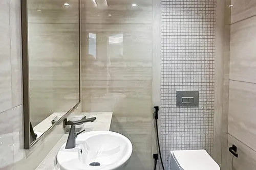 2 Bedrooms Apartment in Nobles Tower