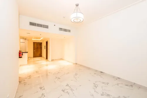 Burj and Canal View | Great Layout | Great Amenities